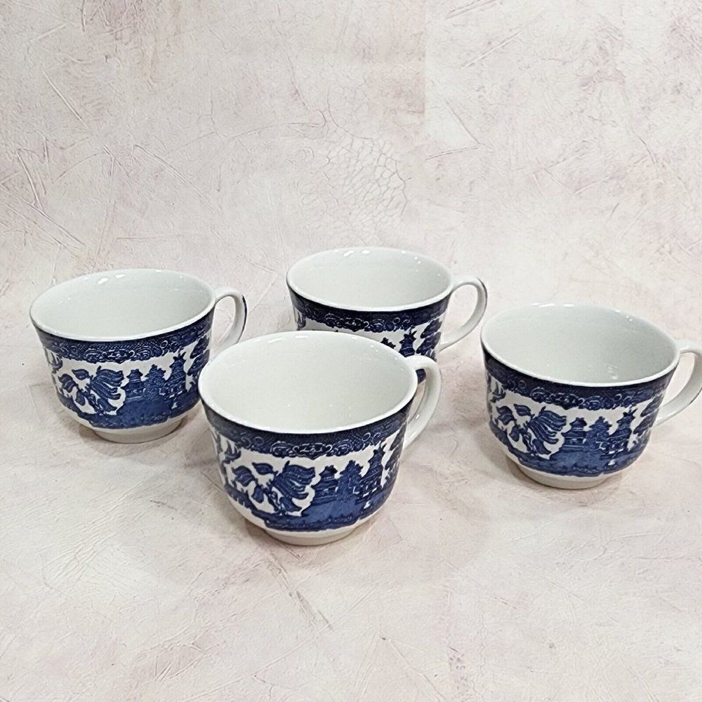 Set of 4 CHURCHILL China Staffordshire England BLUE WILLOW Coffee Teacups‎